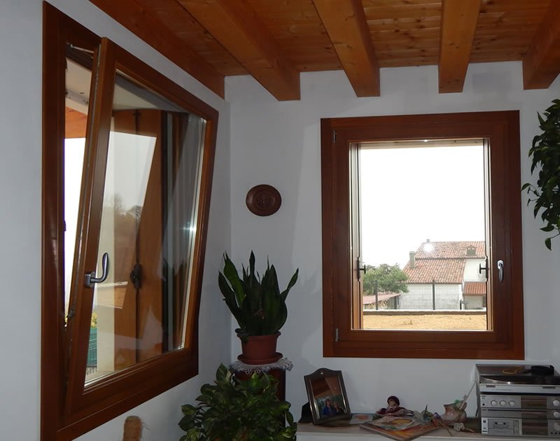vendita-installazione-finestre-in-legno-legno-alluminio-pvc